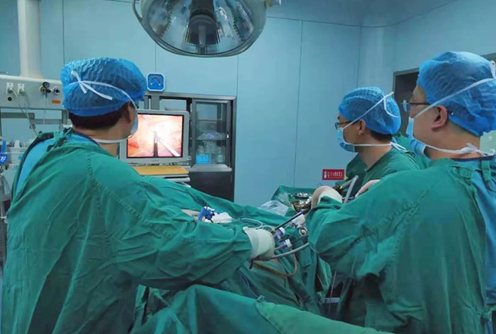 诊断准，技术强，患者成功接受腔镜下根治性左半结肠切除术